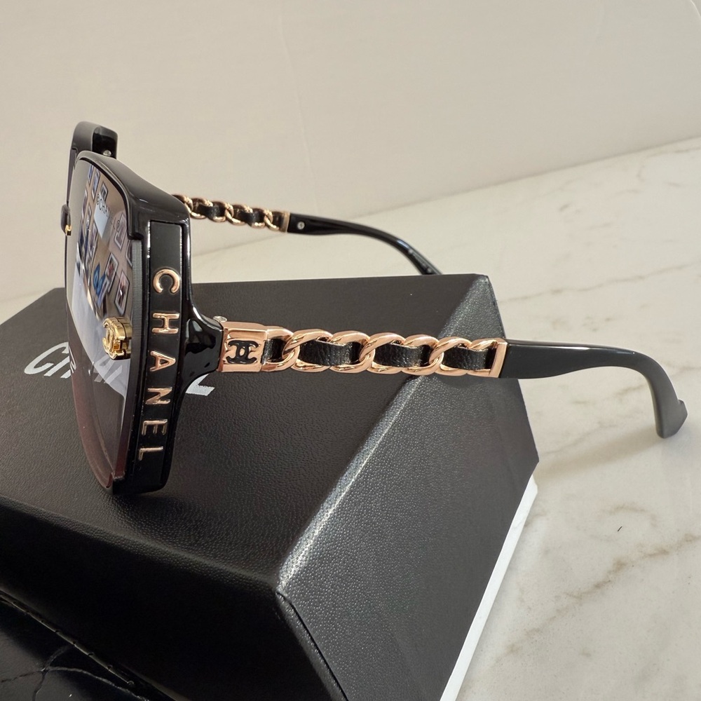 CHANEL Black and Gold Sunglasses - Picture 4 of 9